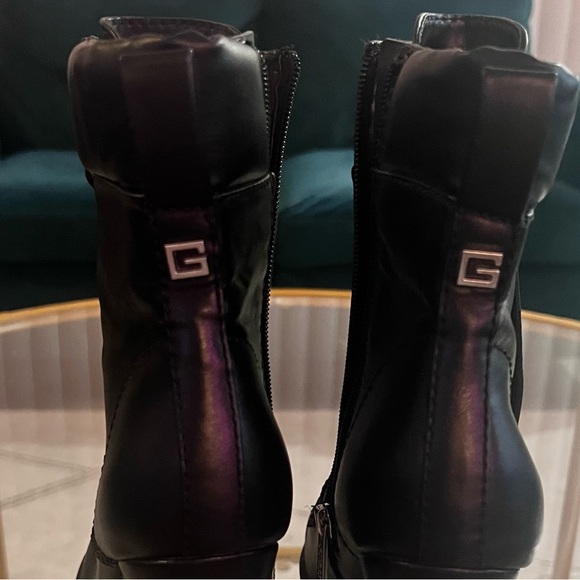 GUESS Woman’s Black Boots - Picture 11 of 11